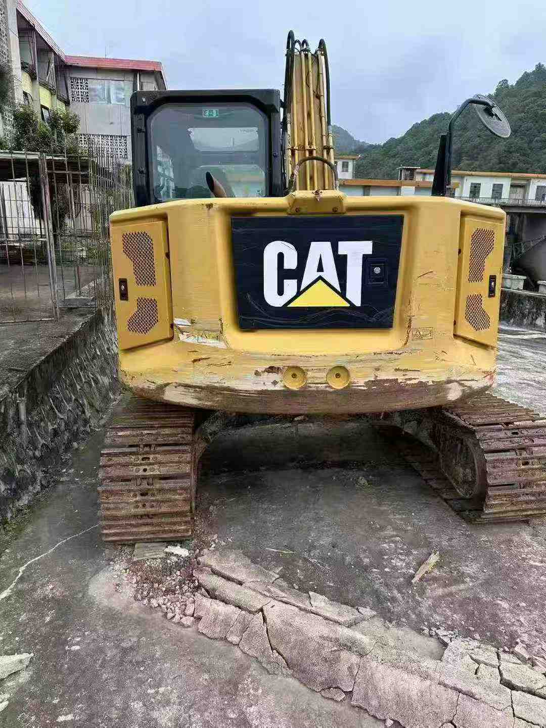Used Caterpillar CAT310  Excavator 2018 Model / 3
