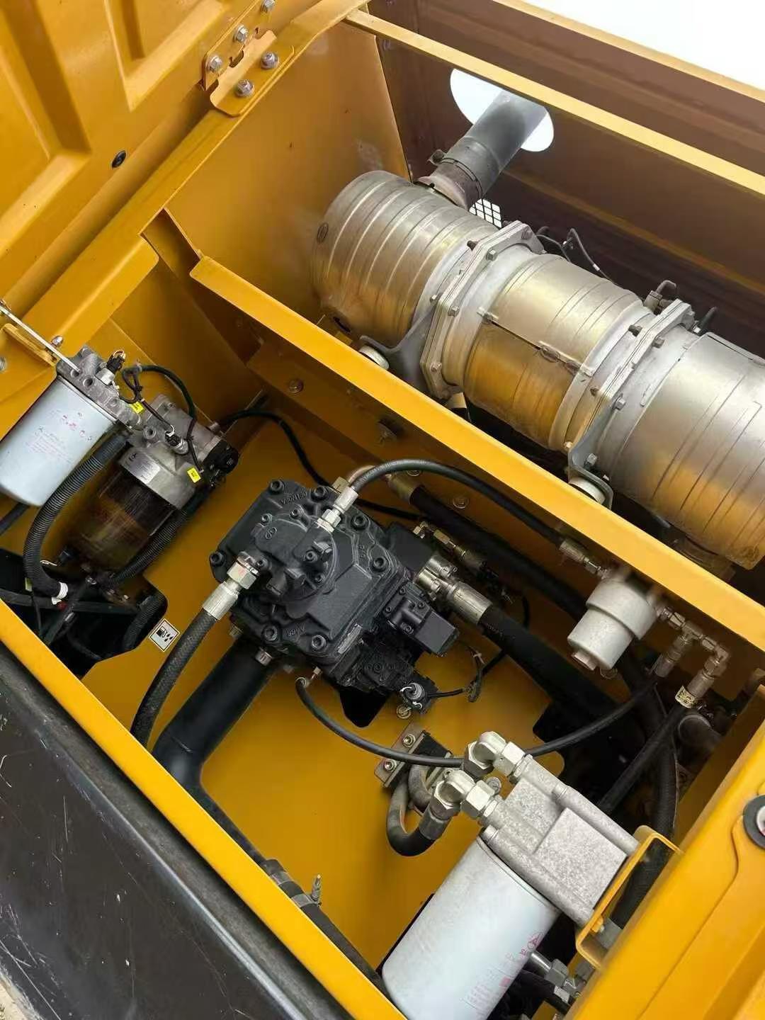 Used Sany SY205H Excavator 2023 Model / 8