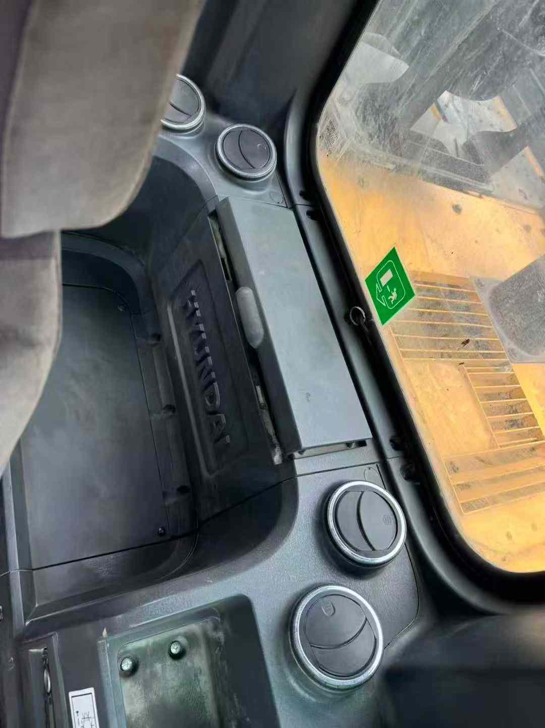 Used Hyundai HX60 Excavator 2020 Model / 9