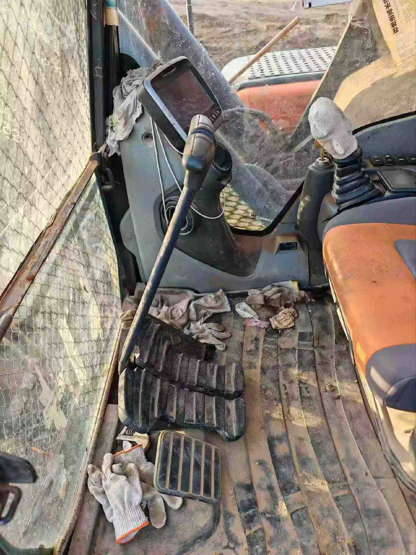 Used Doosan DX520LC Excavator 2017 Model / 7