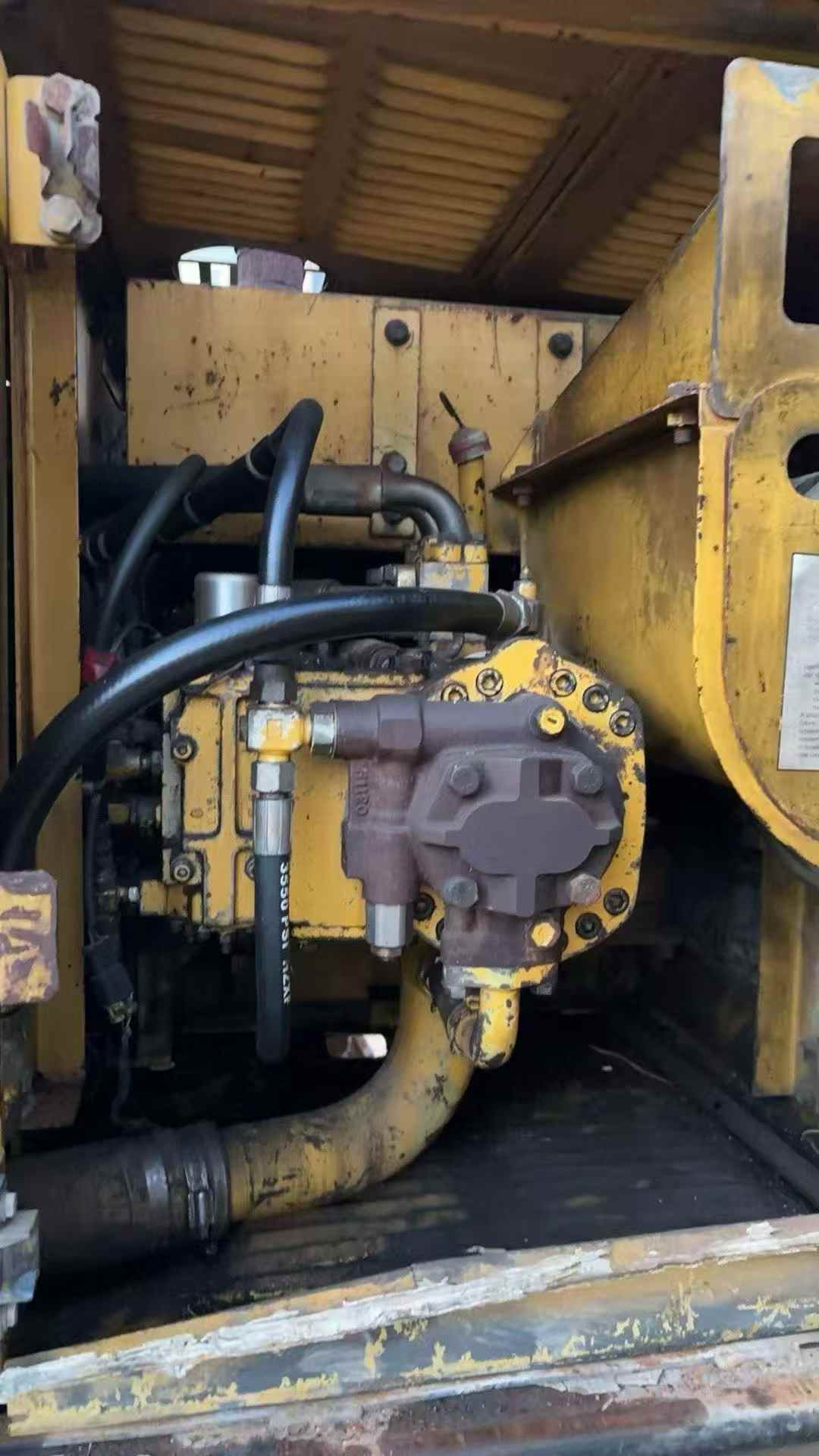 Used Komatsu PC200-5 Excavator 2016 Model / 3