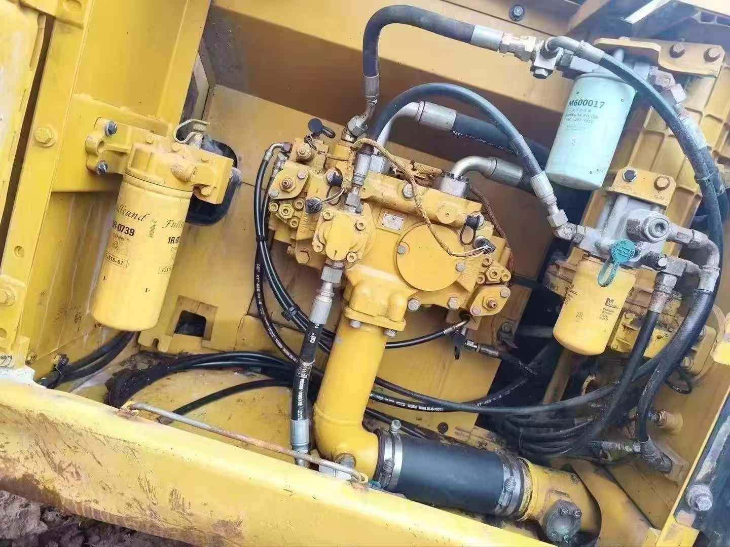 Used Caterpillar CT16 Excavator 2015 Model / 3