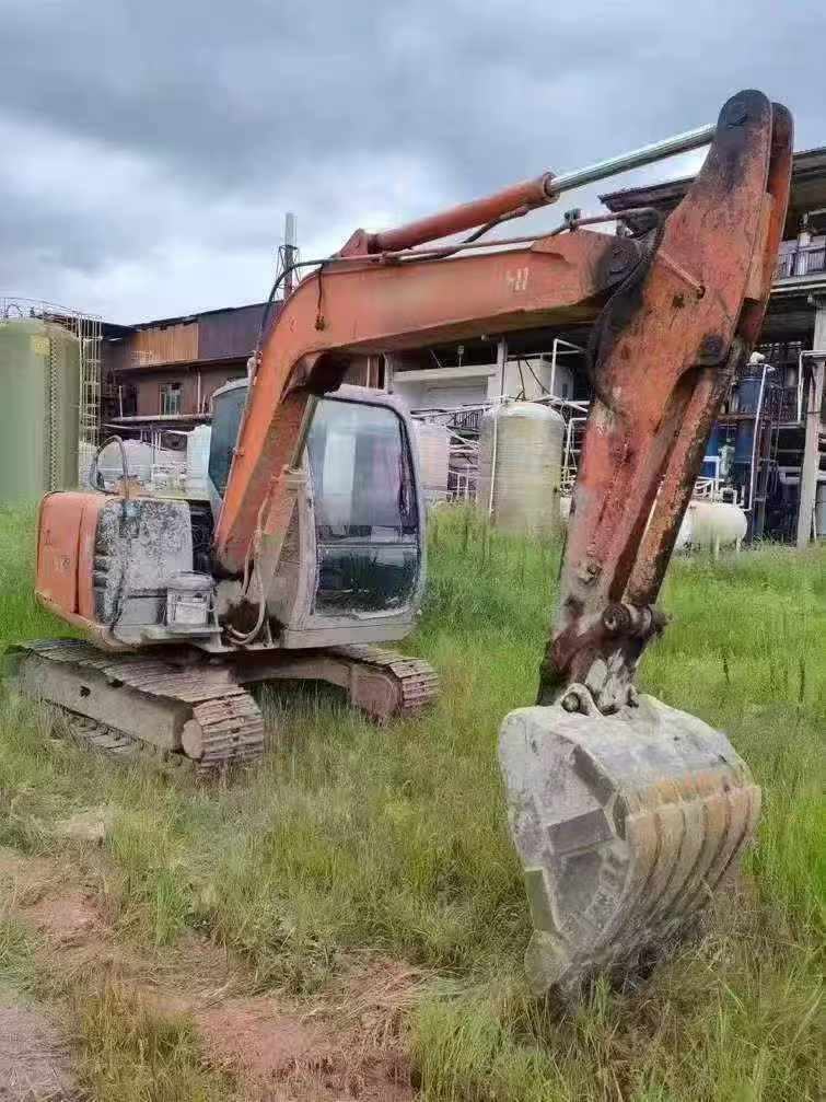 Used Hitachi ZX60 Excavator 2016 Model / 3