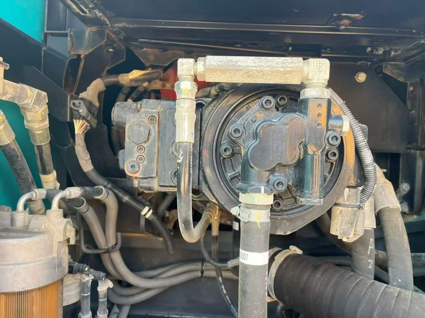 Buy Kobelco SK200 Used Excavator / 6 Used Kobelco SK200 Excavator 2016 Model / 6