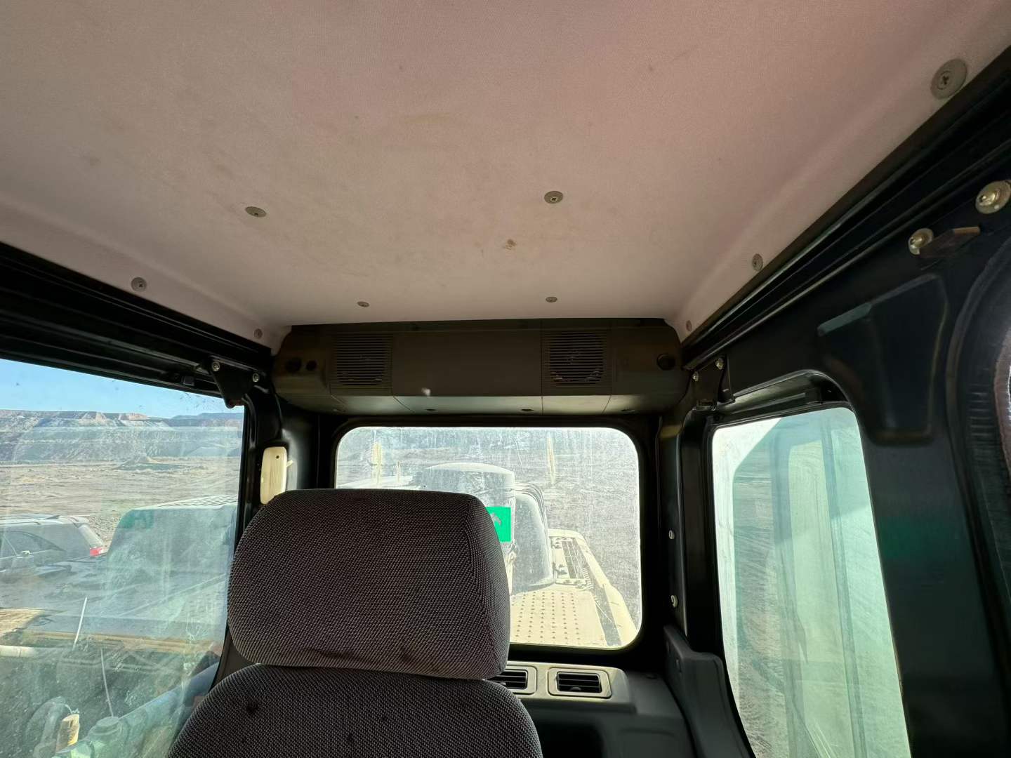 Used Sany SW305K Excavator 2016 Model / 7