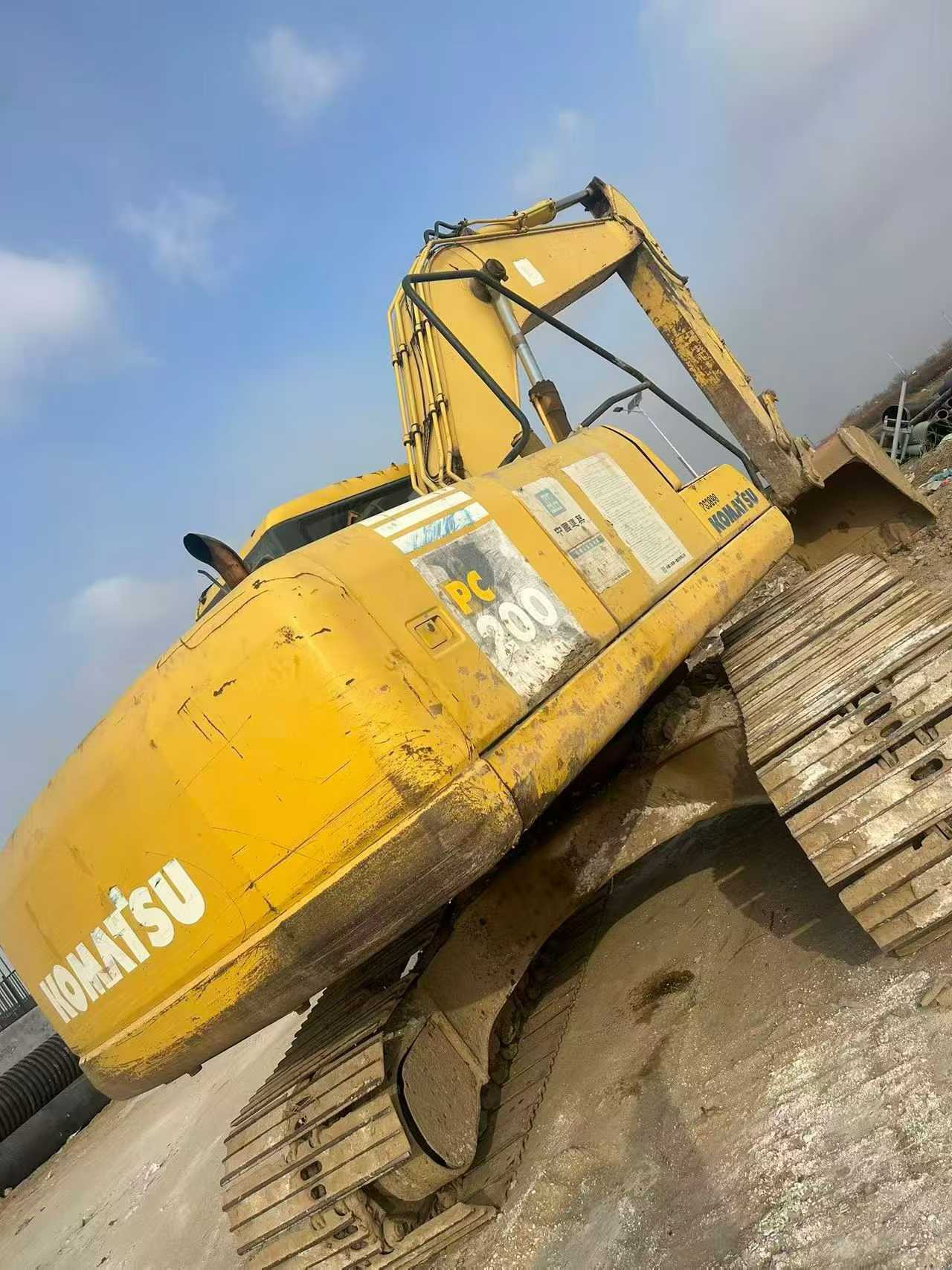 Buy Komatsu PC200LC-7 Used Excavator Buy Komatsu PC200LC-7 Used Excavator