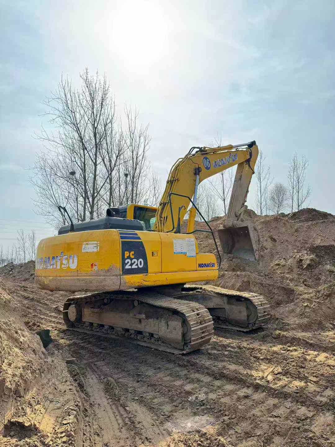 Buy Komatsu PC200-8 Used Excavator / 8 Used Komatsu PC200-8 Excavator 2013 Model / 8