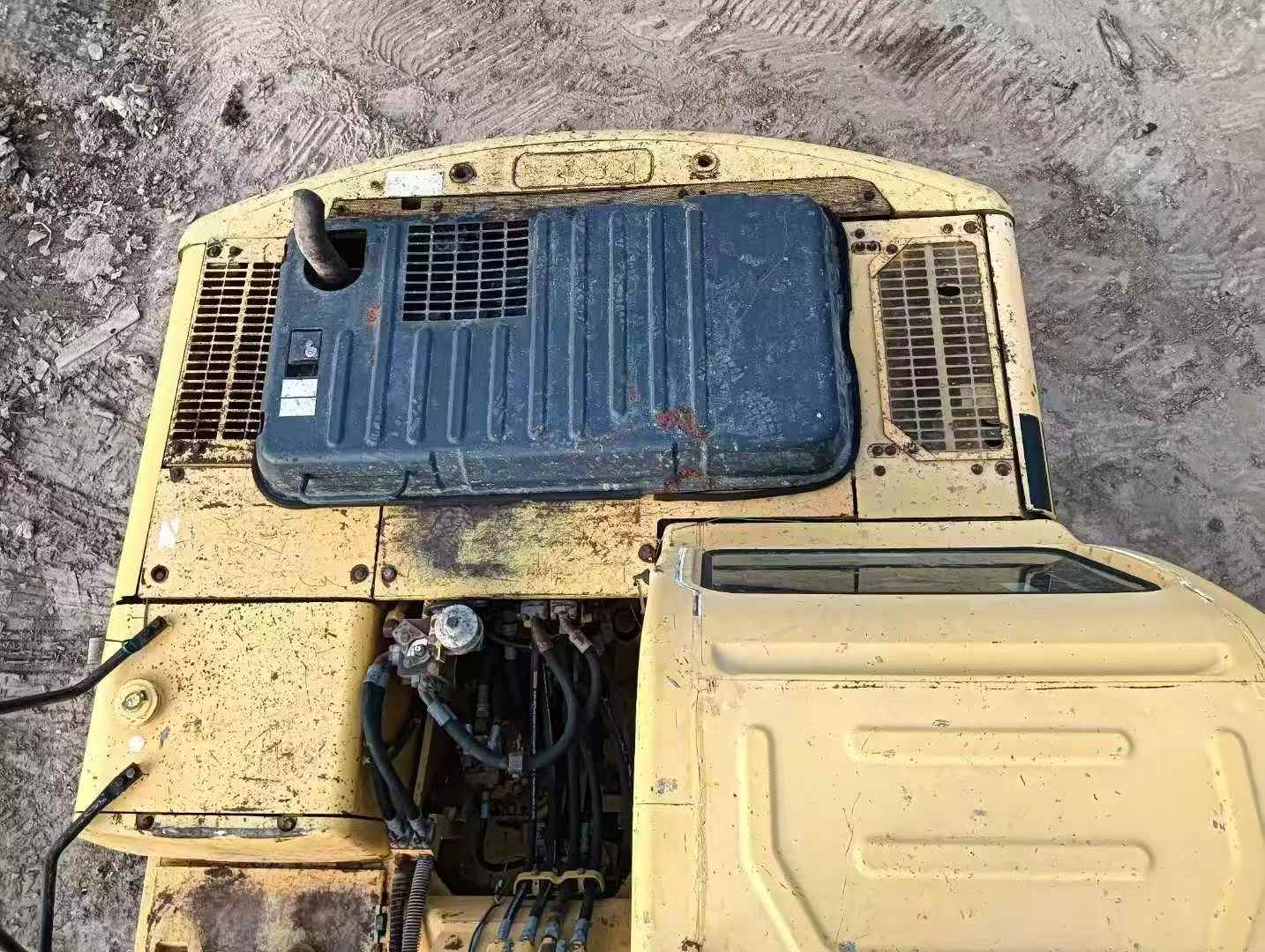 Used Komatsu PC120-6E Excavator 2016 Model / 8