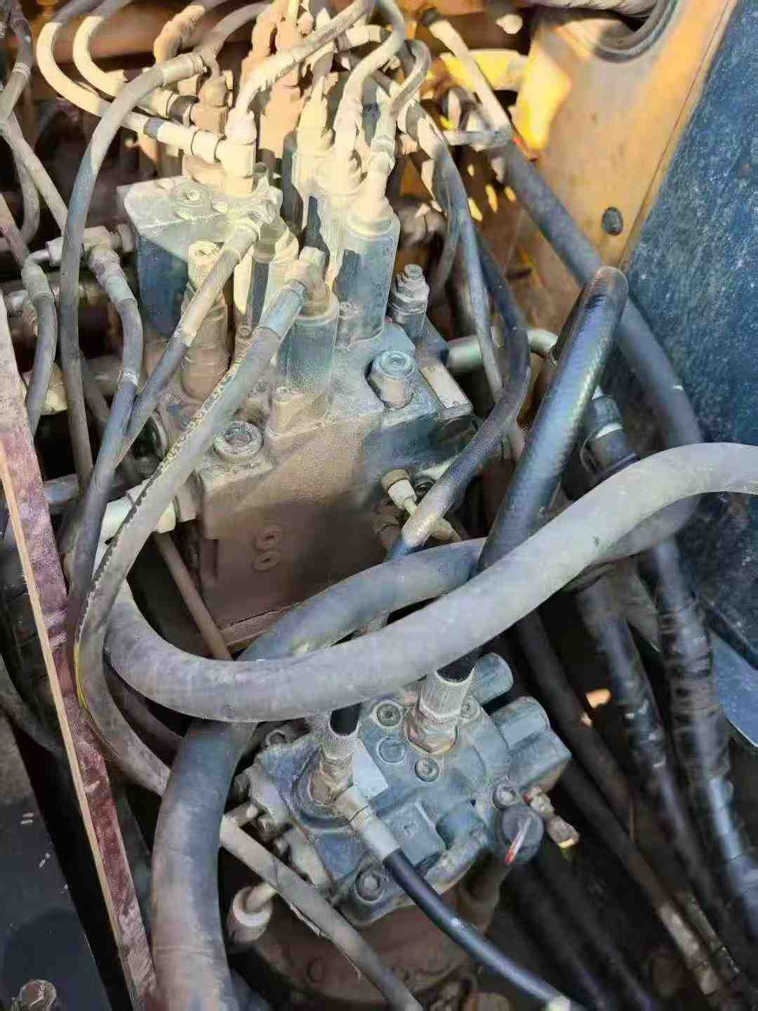 Used Hyundai R150WVSNPRO Excavator 2020 Model / 3