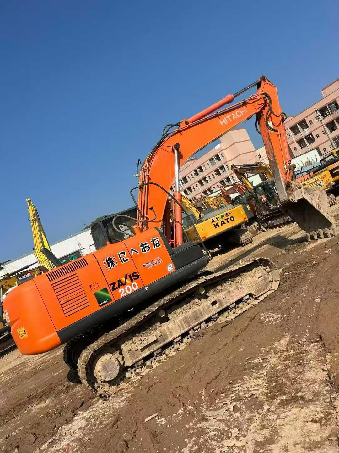 Used Hitachi ZAXIS200 Excavator 2016 Model / 3