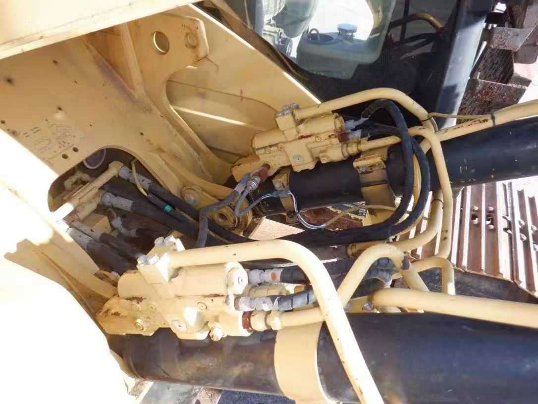 Used Caterpillar 320D Excavator 2007 Model / 3