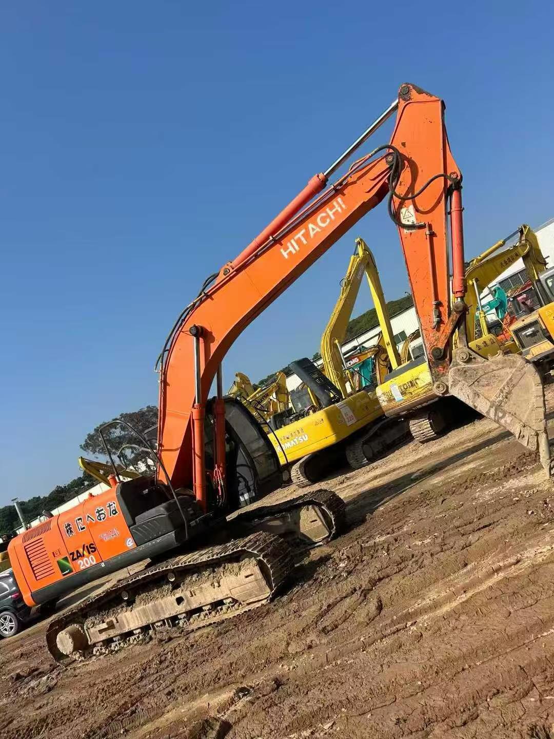Buy Hitachi ZAXIS200 Used Excavator