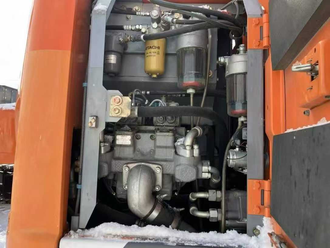 Used Hitachi ZX145W-3 Excavator 2013 Model / 6