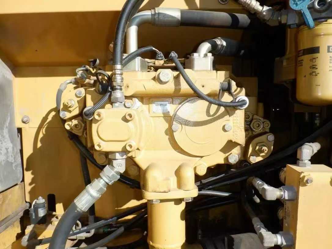 Used Caterpillar 320D Excavator 2007 Model / 5