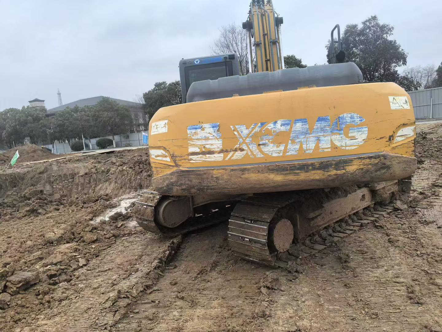 Used XCMG LW200 Excavator 2018 Model / 3