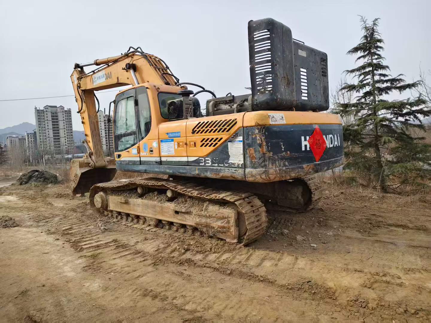 Buy Hyundai R305LC-9T Used Excavator