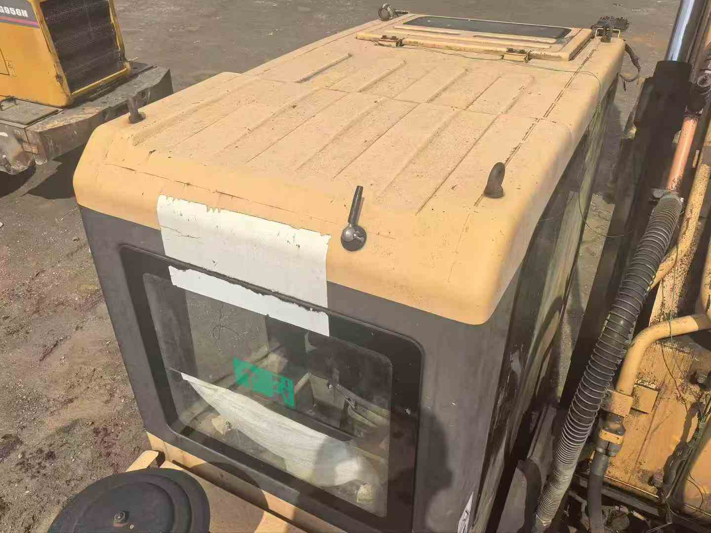 Used Sany SY215W Excavator 2012 Model / 4