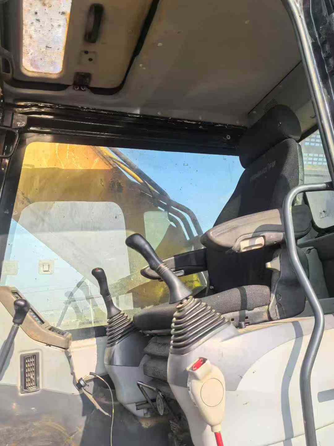 Used Komatsu PC60-7 Excavator 2014 Model / 8