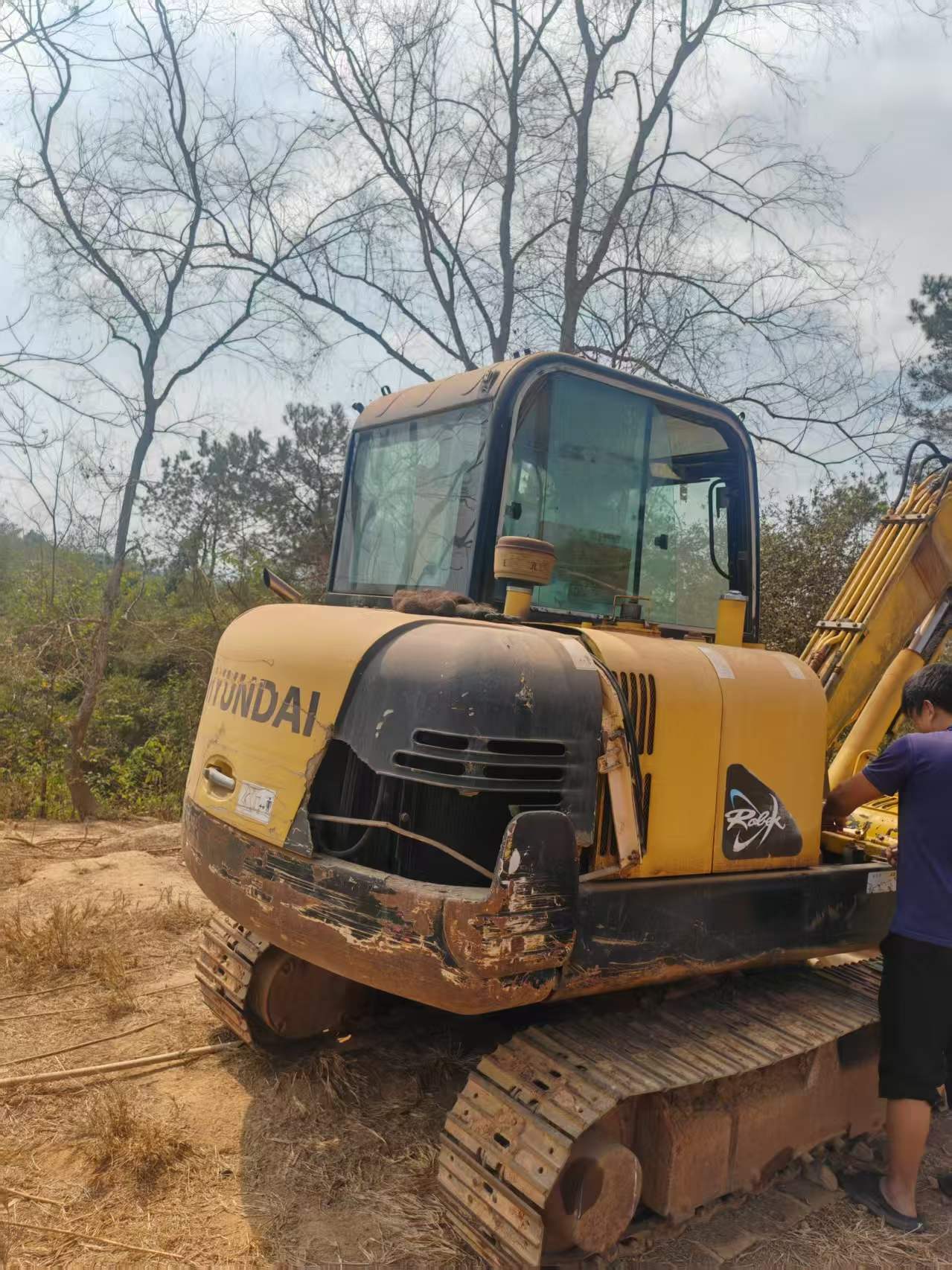 Buy Hyundai R60-7 Used Excavator