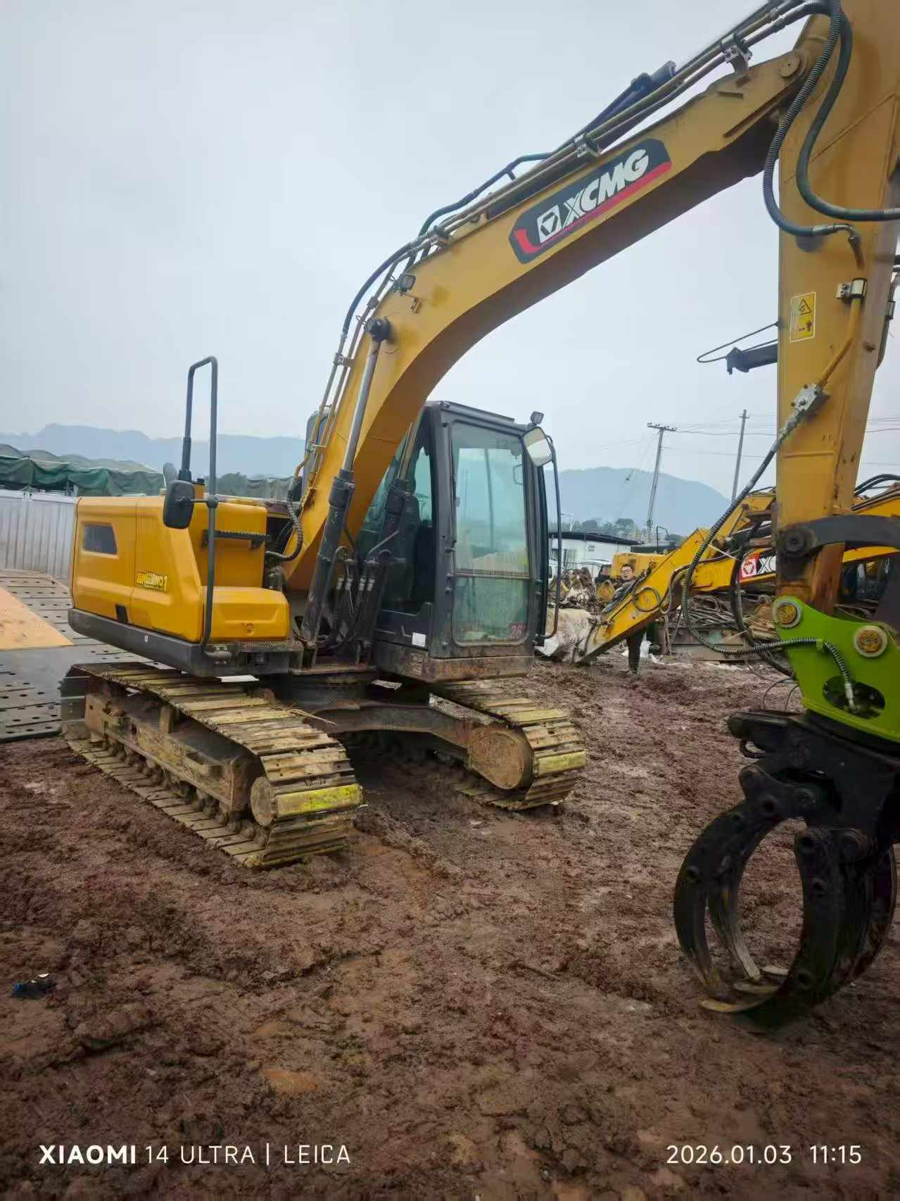 Used XCMG XE105WG Excavator 2024 Model / 4