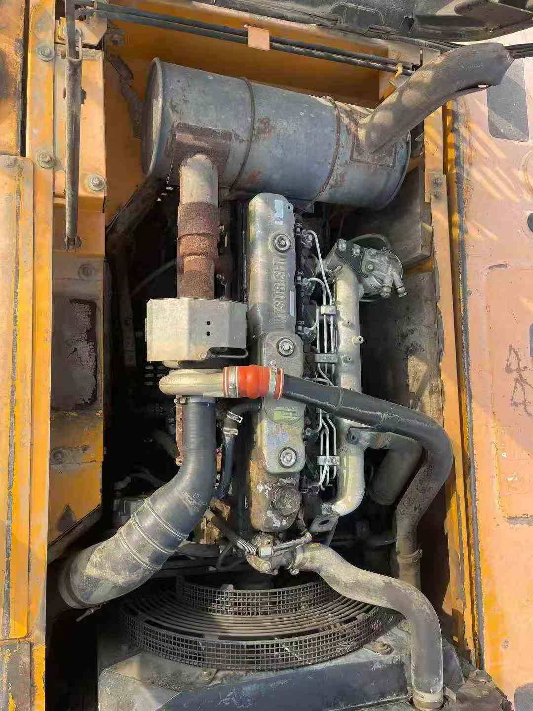 Used Sany SY215W Excavator 2013 Model / 4