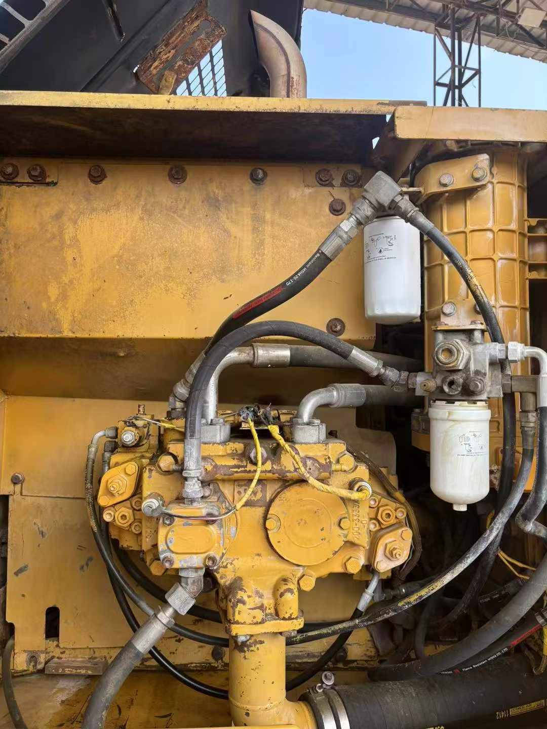 Used Caterpillar 320D Excavator 2016 Model / 8