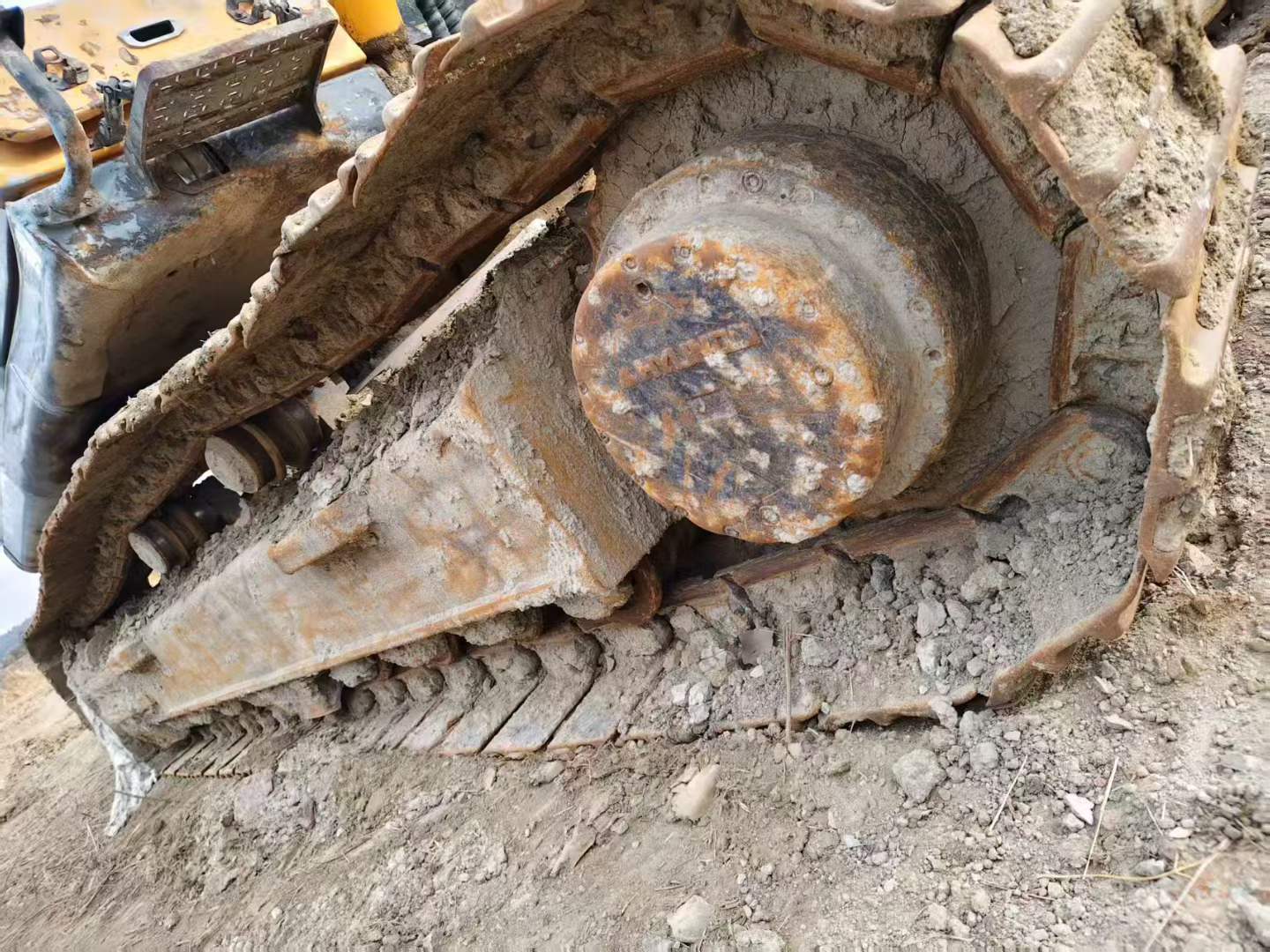 Used Hyundai R305LC-9T Excavator 2016 Model / 4