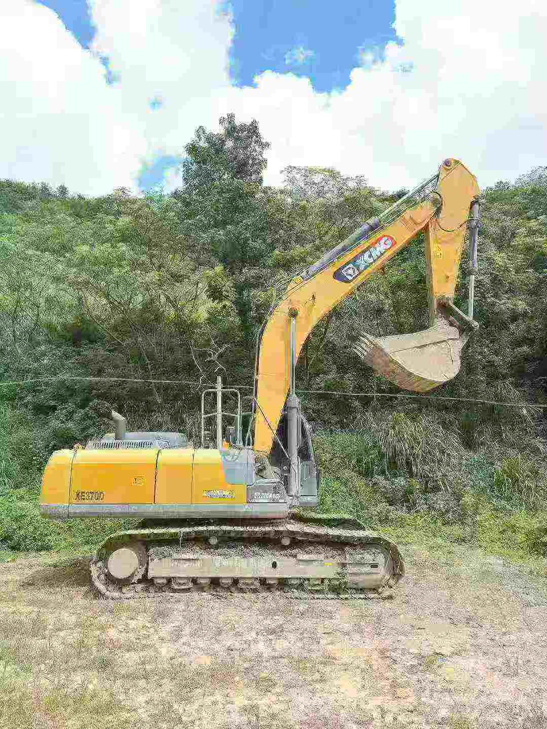Buy XCMG XE370D Used Excavator