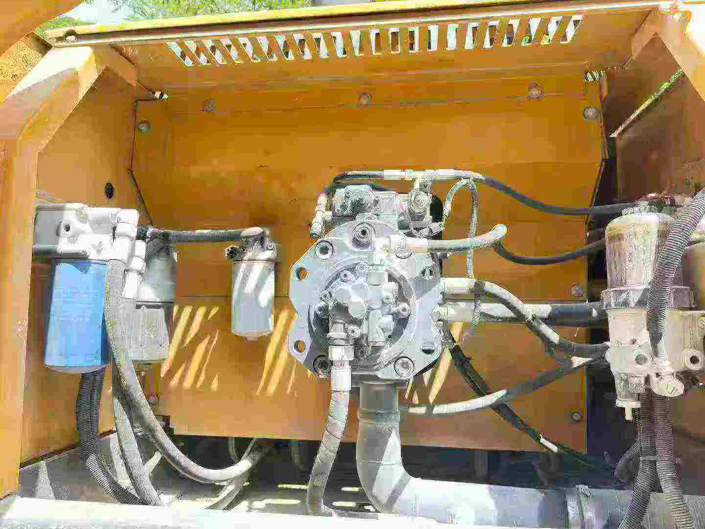 Used XCMG XE370D Excavator 2021 Model / 6