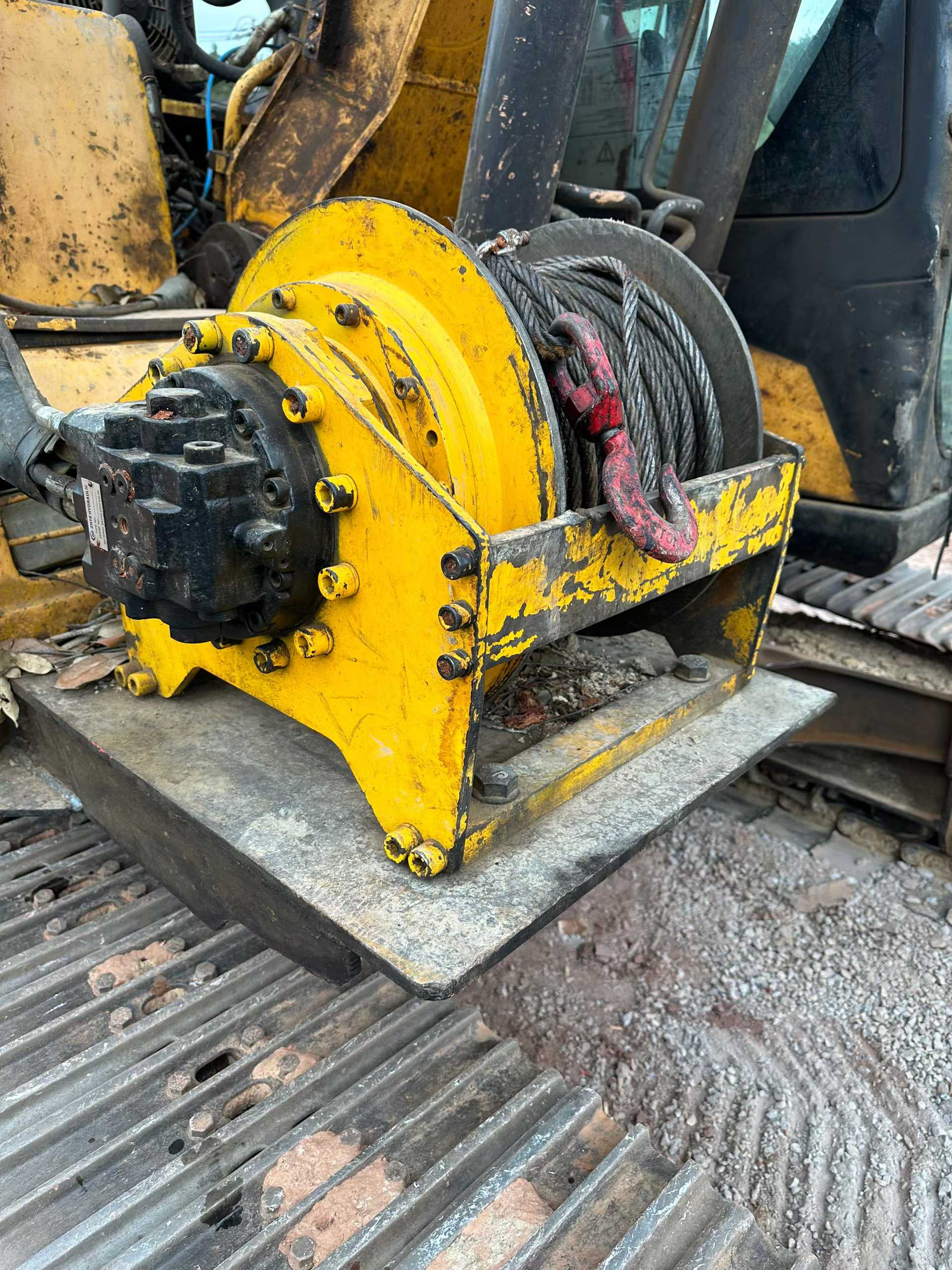 Used Sany SY135 Excavator 2014 Model / 3