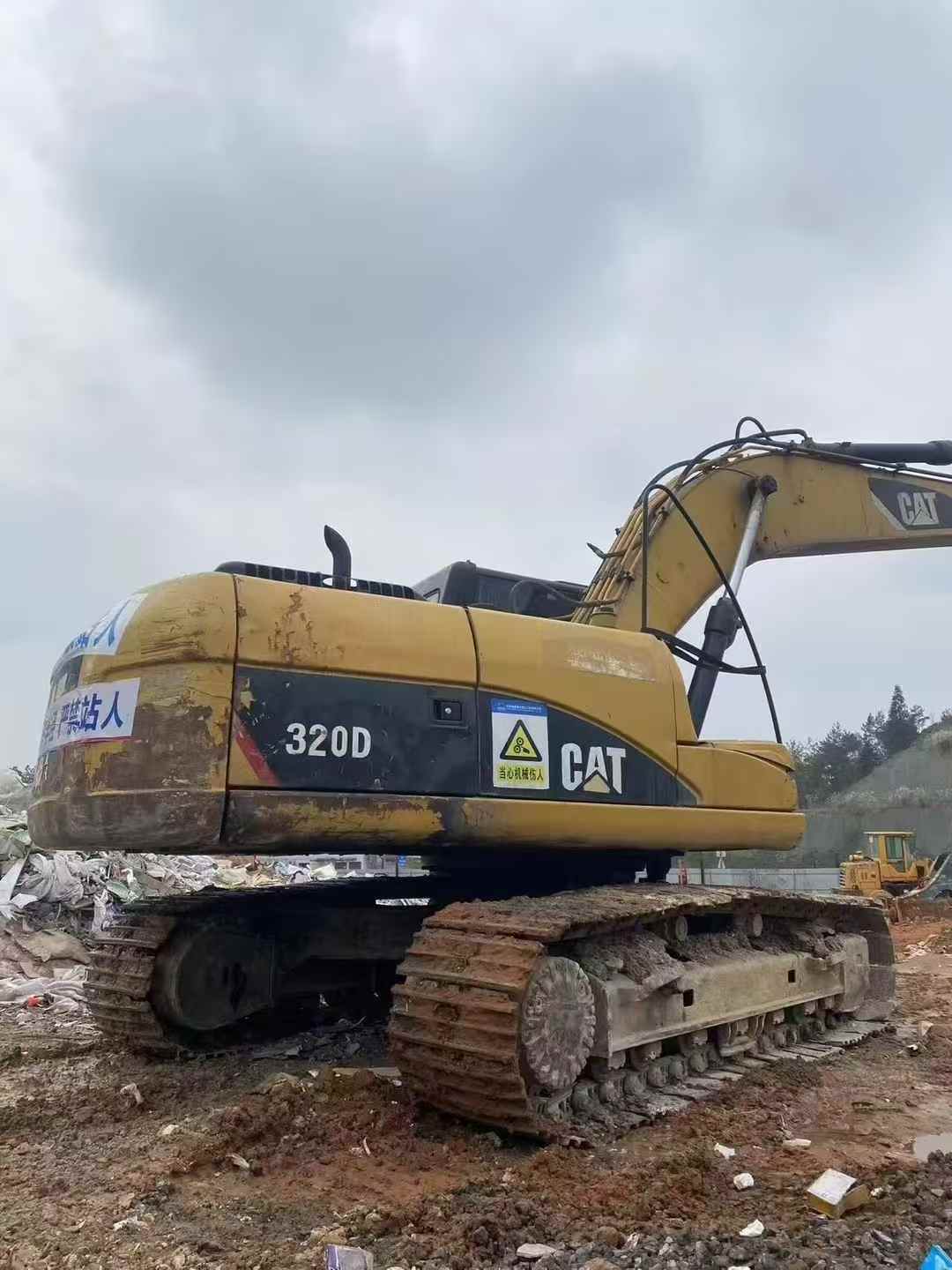 Buy Caterpillar 320D Used Excavator