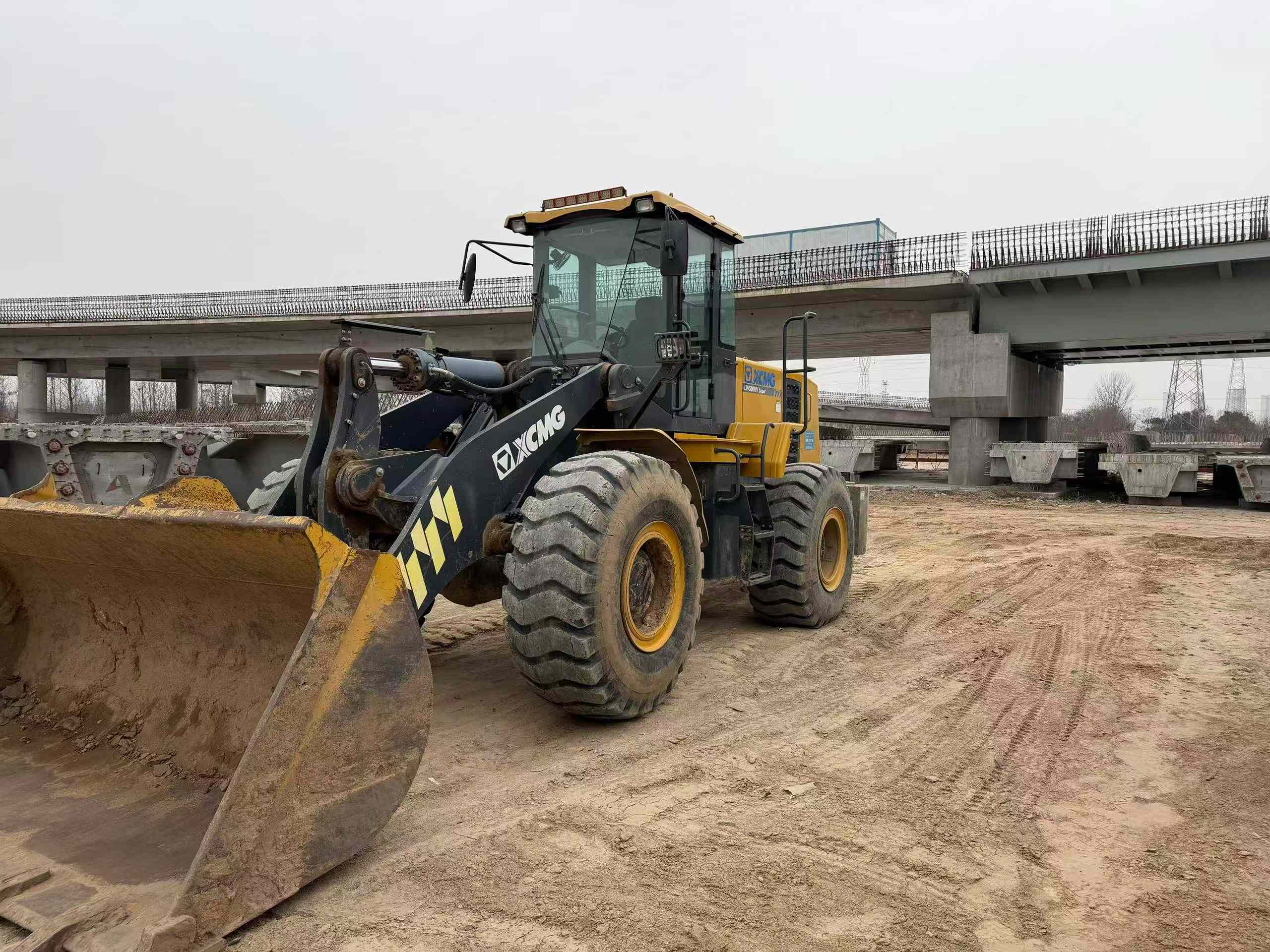 Used XCMG LW500KV Loader 2022 Model / 3