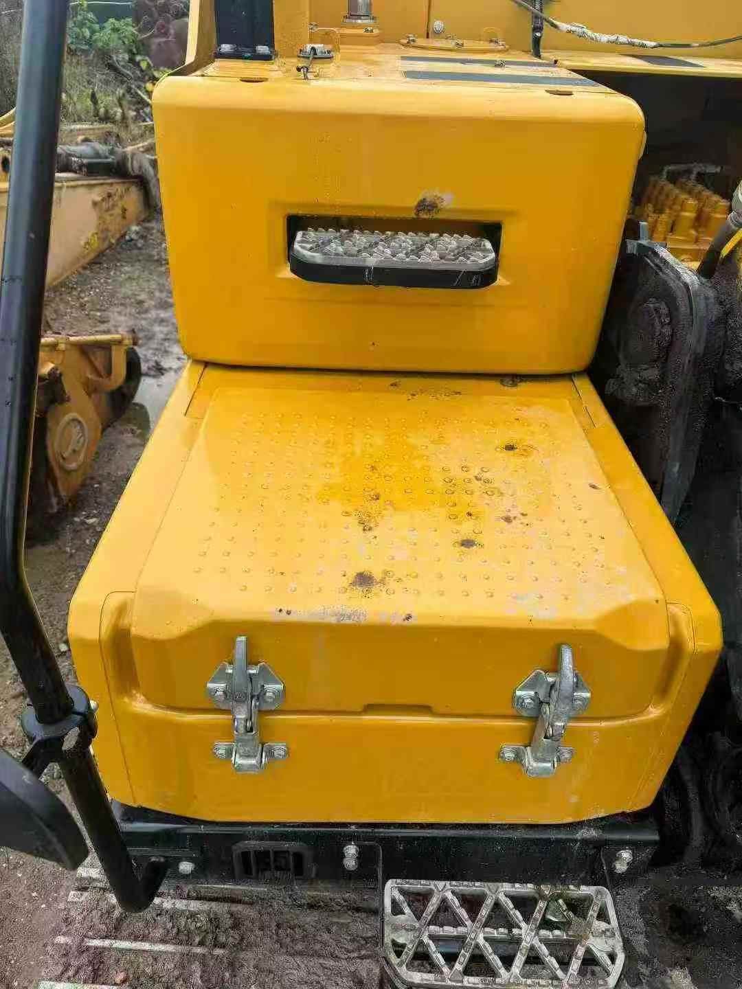 Used Sany SY235H Excavator 2023 Model / 9