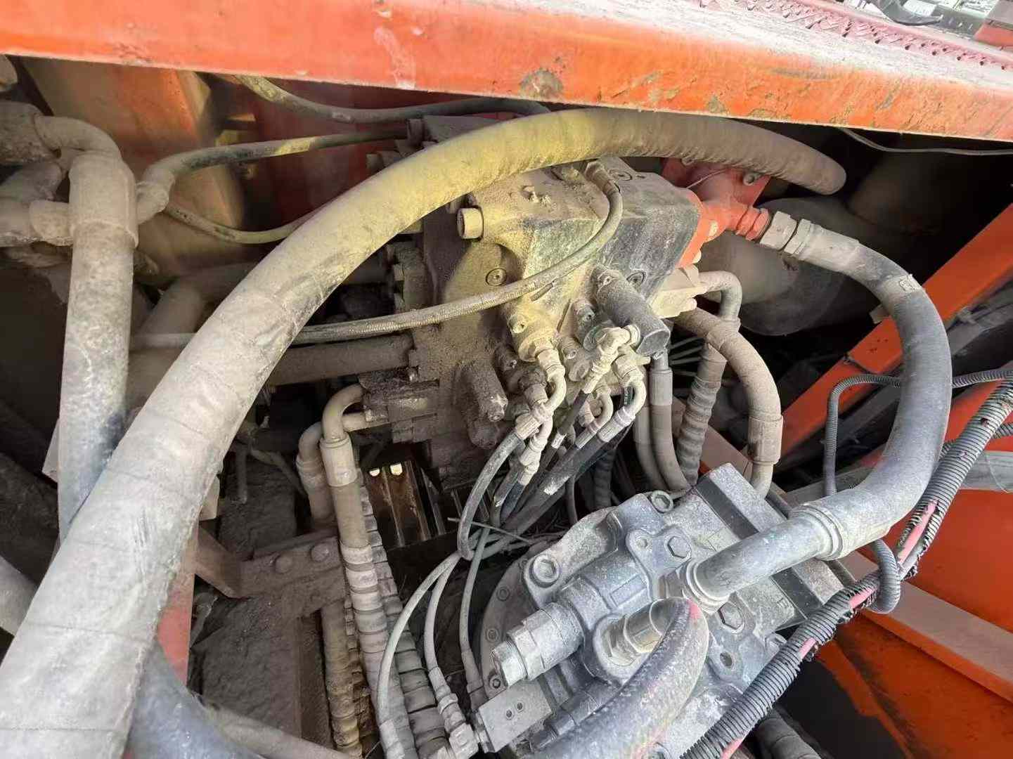 Used Doosan S225 Excavator 2016 Model / 3