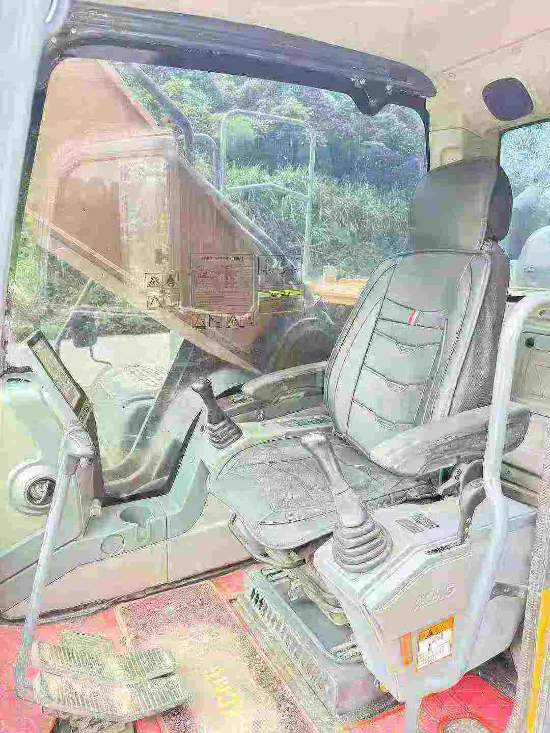 Used XCMG XE370D Excavator 2021 Model / 7