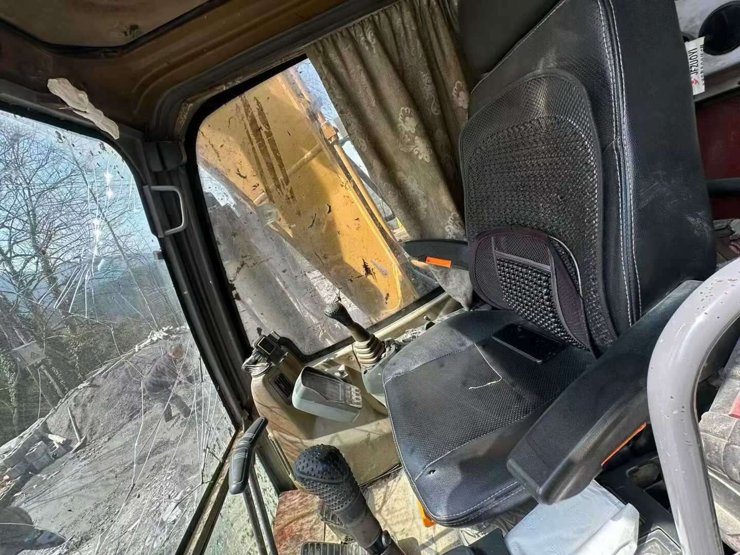 Used XCMG XE135GA Excavator 2013 Model / 3