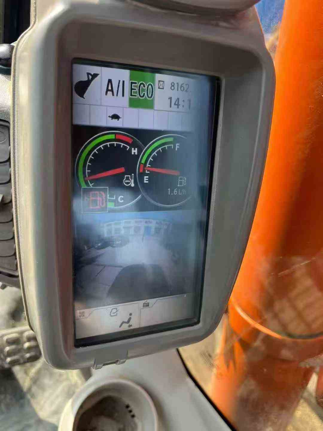 Used Hitachi ZX240-5A Excavator 2018 Model / 6