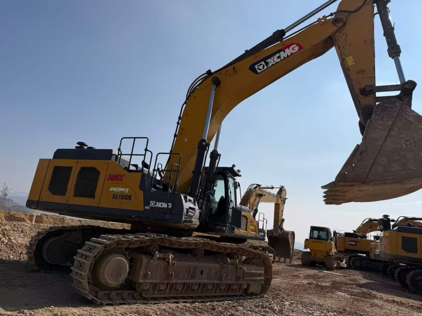 Used XCMG XE690DK MAX Excavator 2022 Model / 2