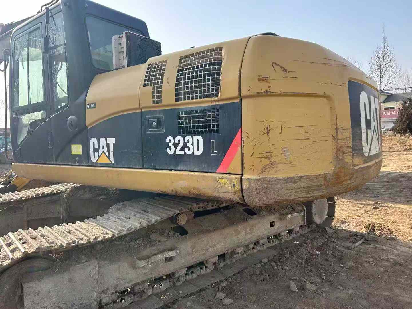 Used Caterpillar 323 Excavator 2016 Model / 7