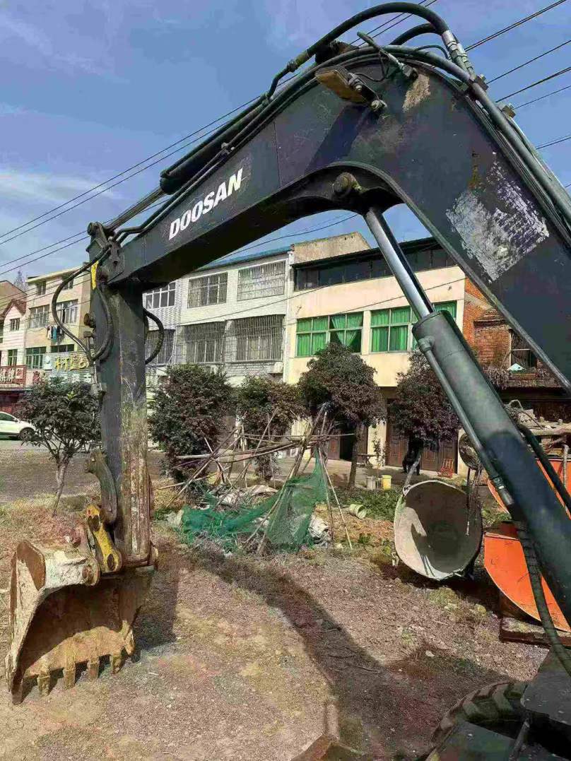 Used Doosan DX60 Excavator 2021 Model / 8