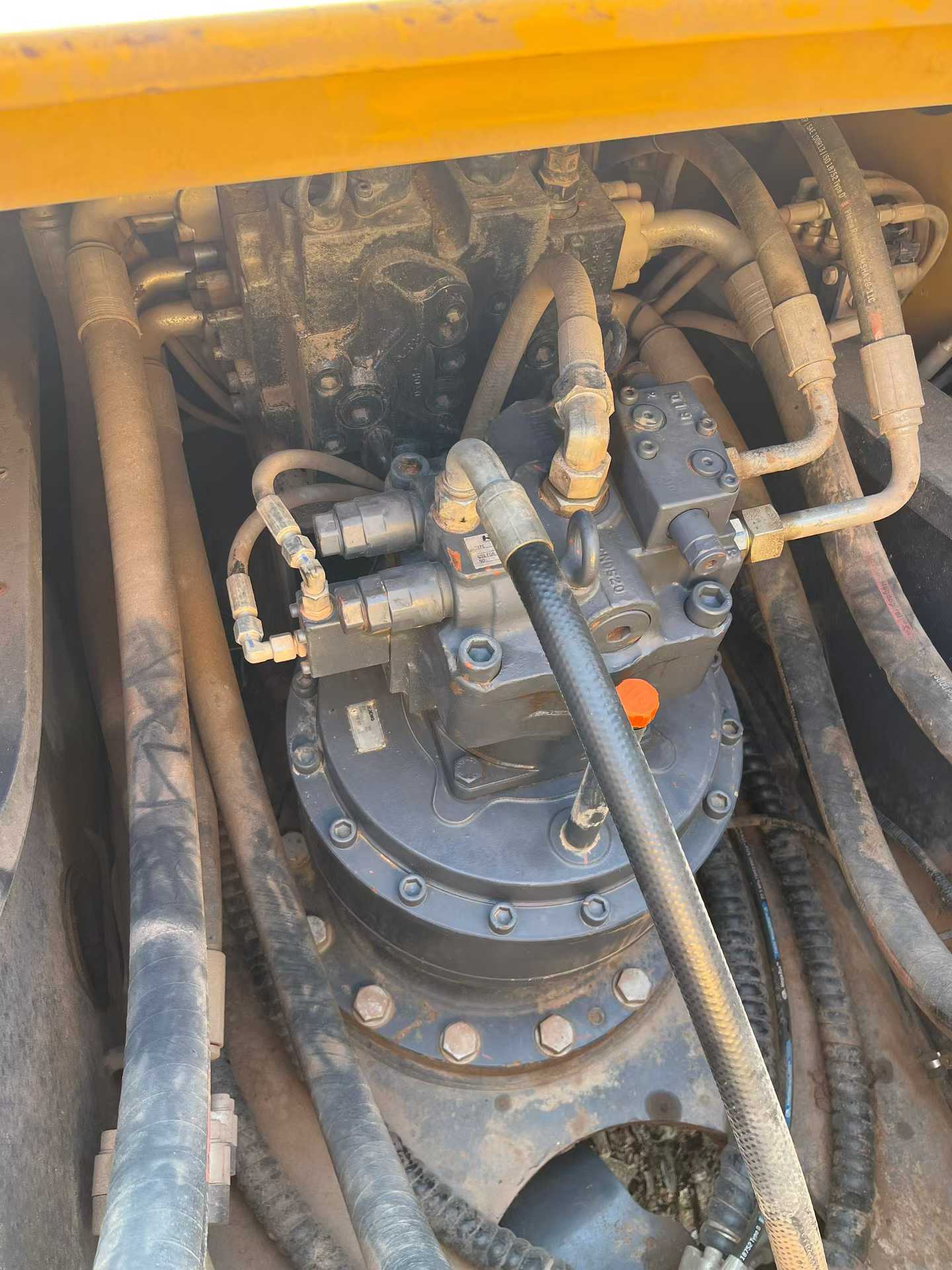 Used XCMG XE80 Excavator 2021 Model / 3