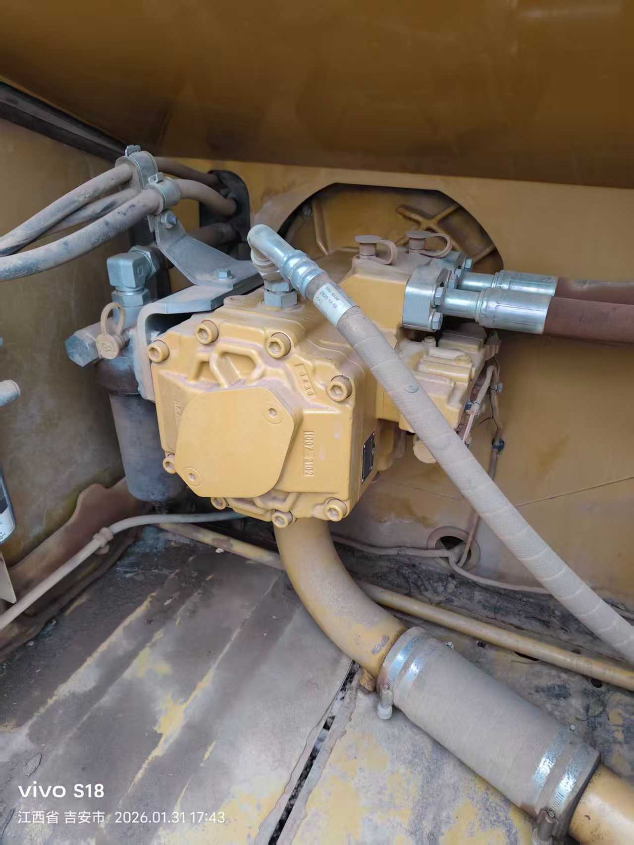 Used Caterpillar CT20 Excavator 2021 Model / 5