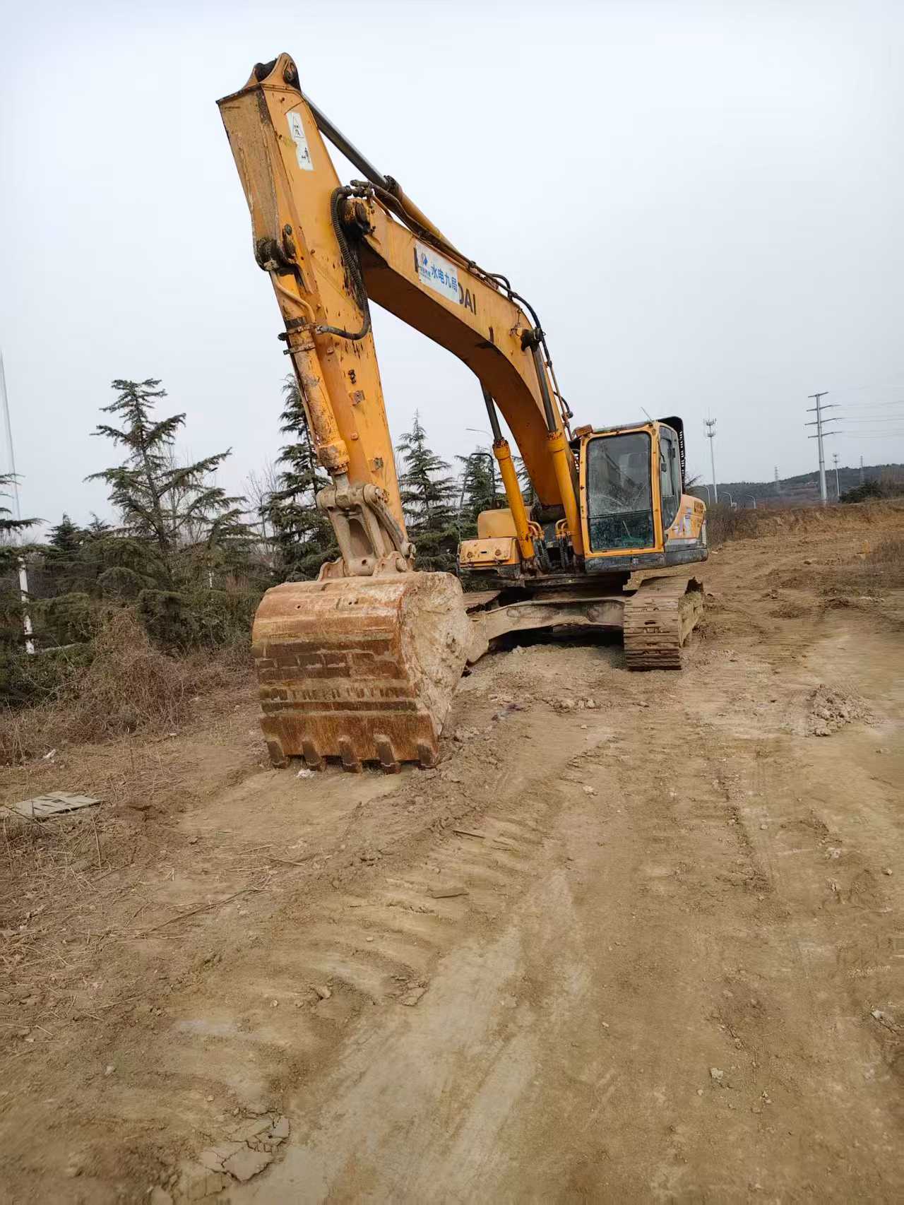 Used Hyundai R305LC-9T Excavator 2016 Model / 8