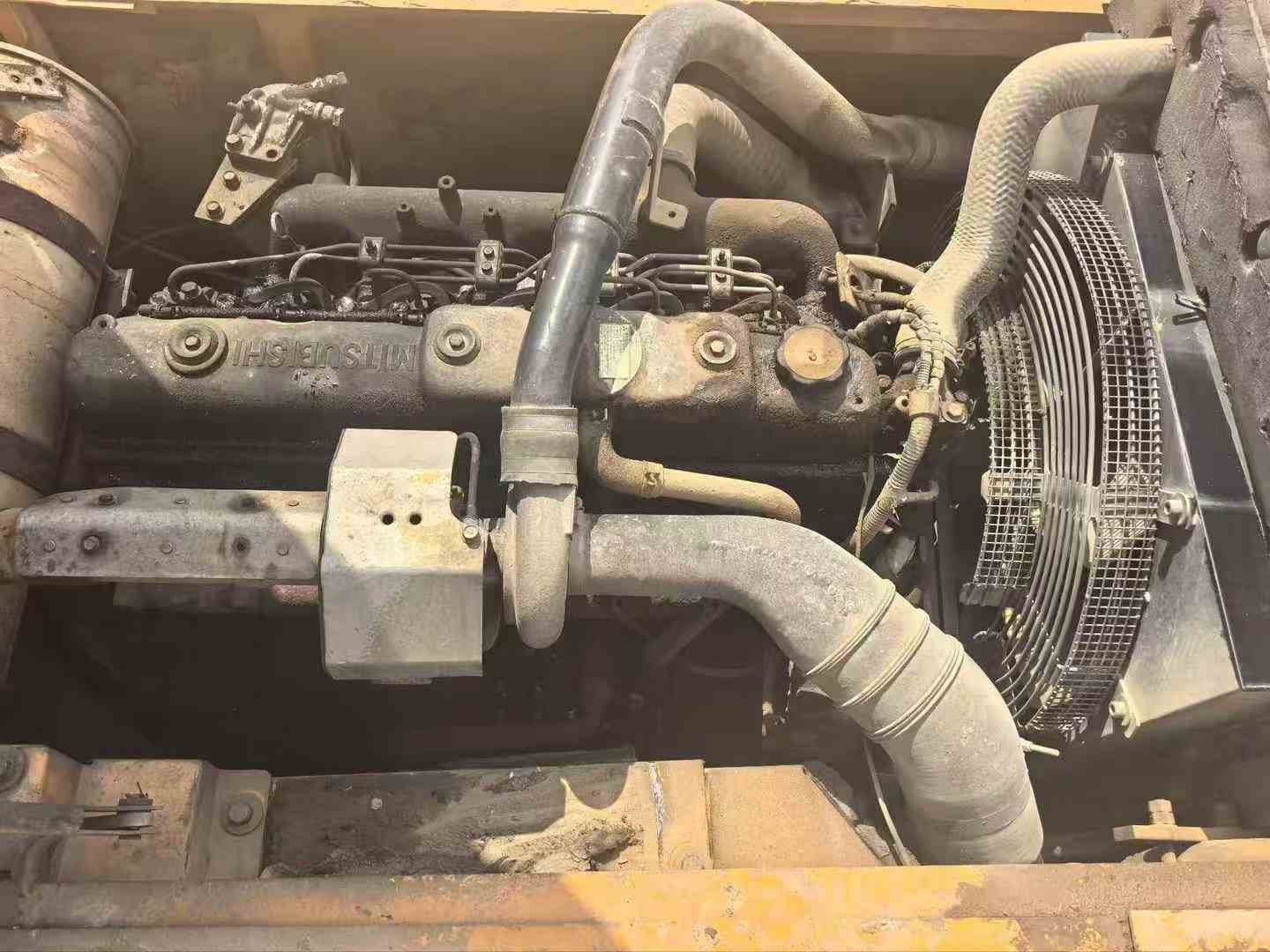 Used Sany SY215W Excavator 2012 Model / 5