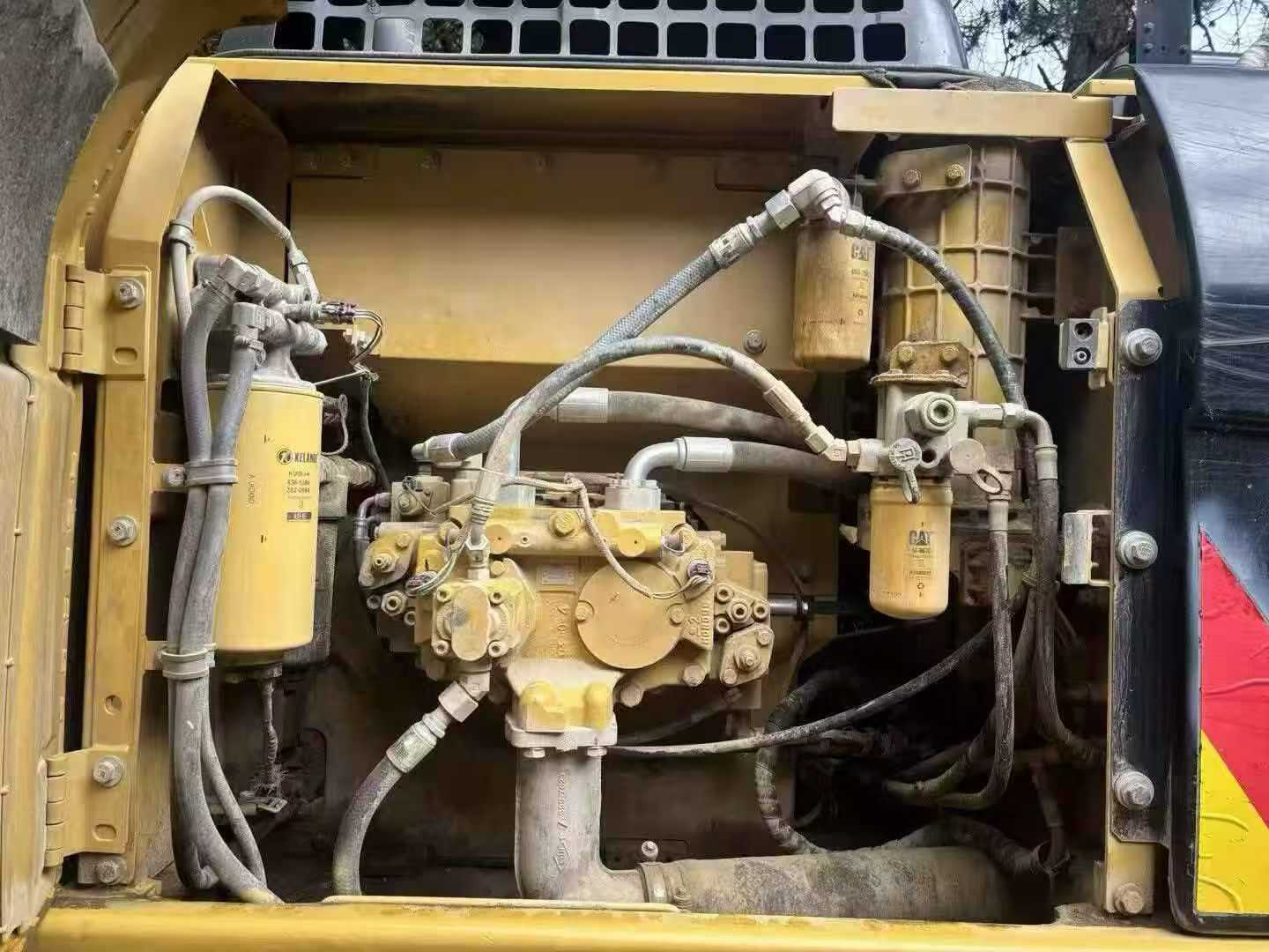 Buy Caterpillar 323D2L Used Excavator