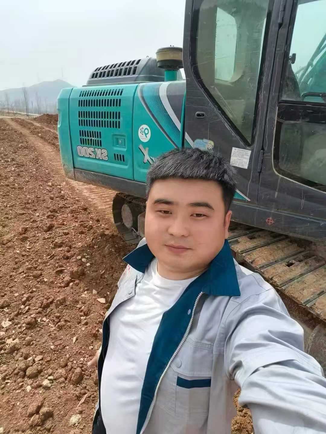 Buy Kobelco SK200 Used Excavator