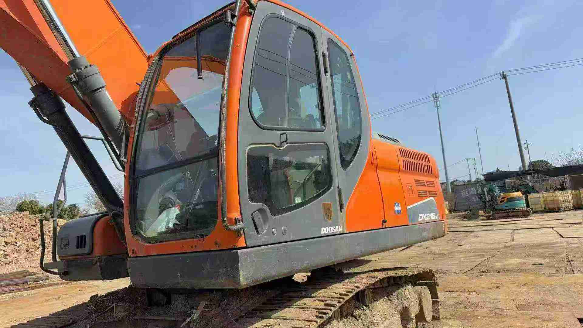 Used Doosan DH220 Excavator 2018 Model / 9