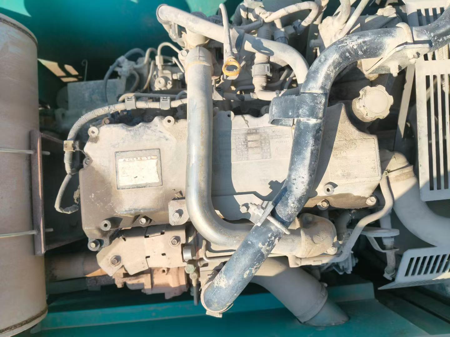 Used Kobelco SK200 Excavator 2012 Model / 2