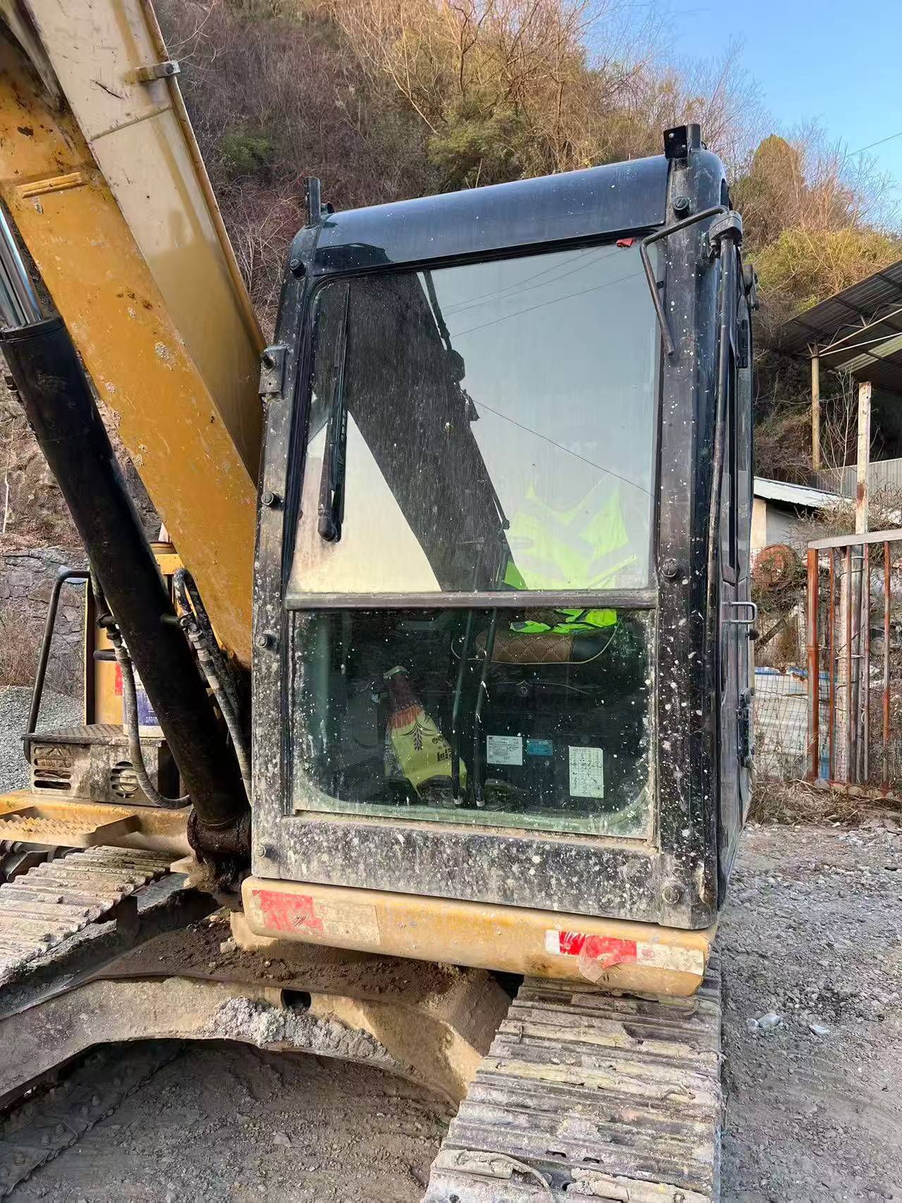 Used Caterpillar 307V2 Excavator 2018 Model / 3
