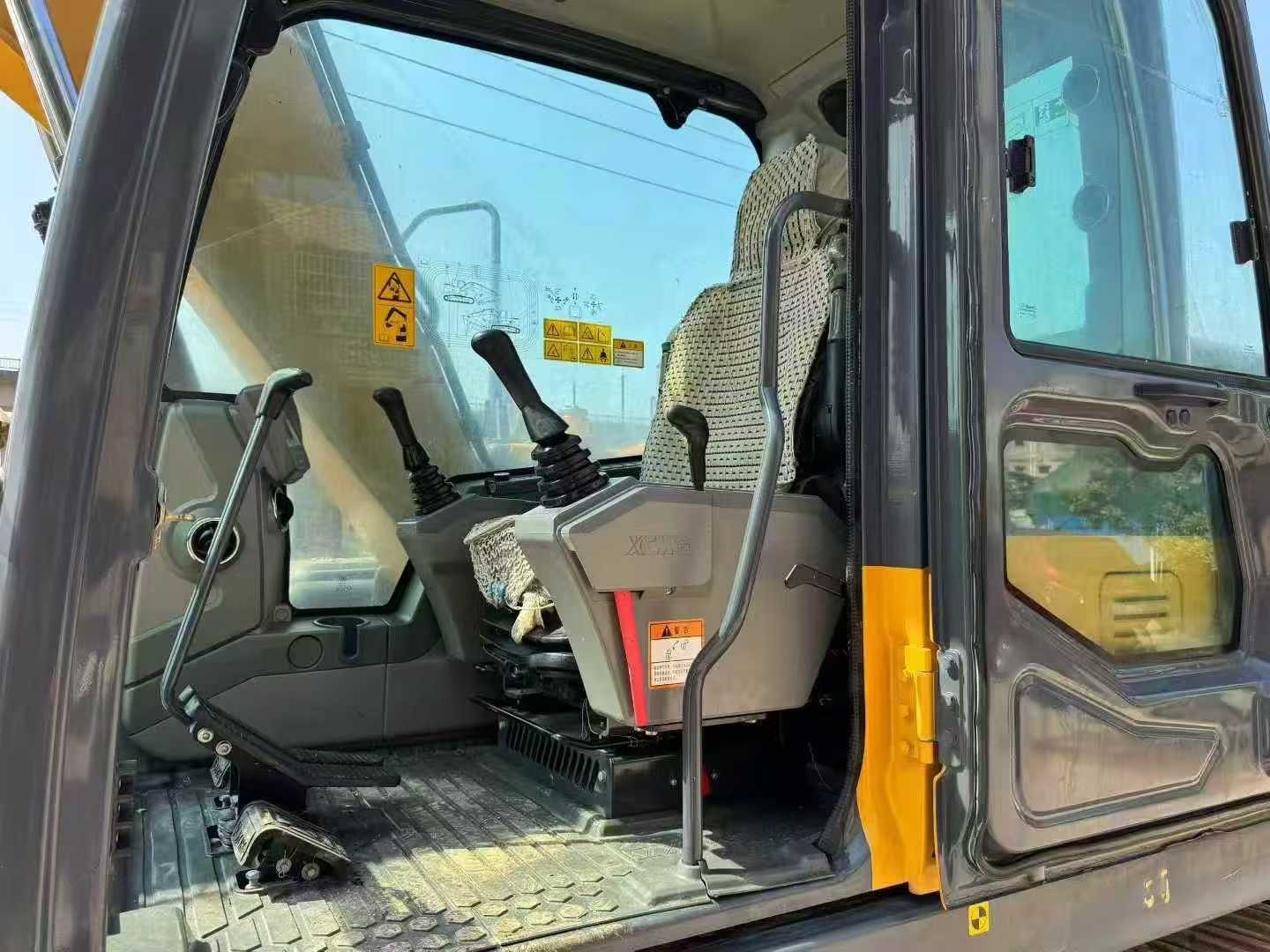 Buy XCMG XE135GA Used Excavator / 9 Used XCMG XE135GA Excavator 2022 Model / 9